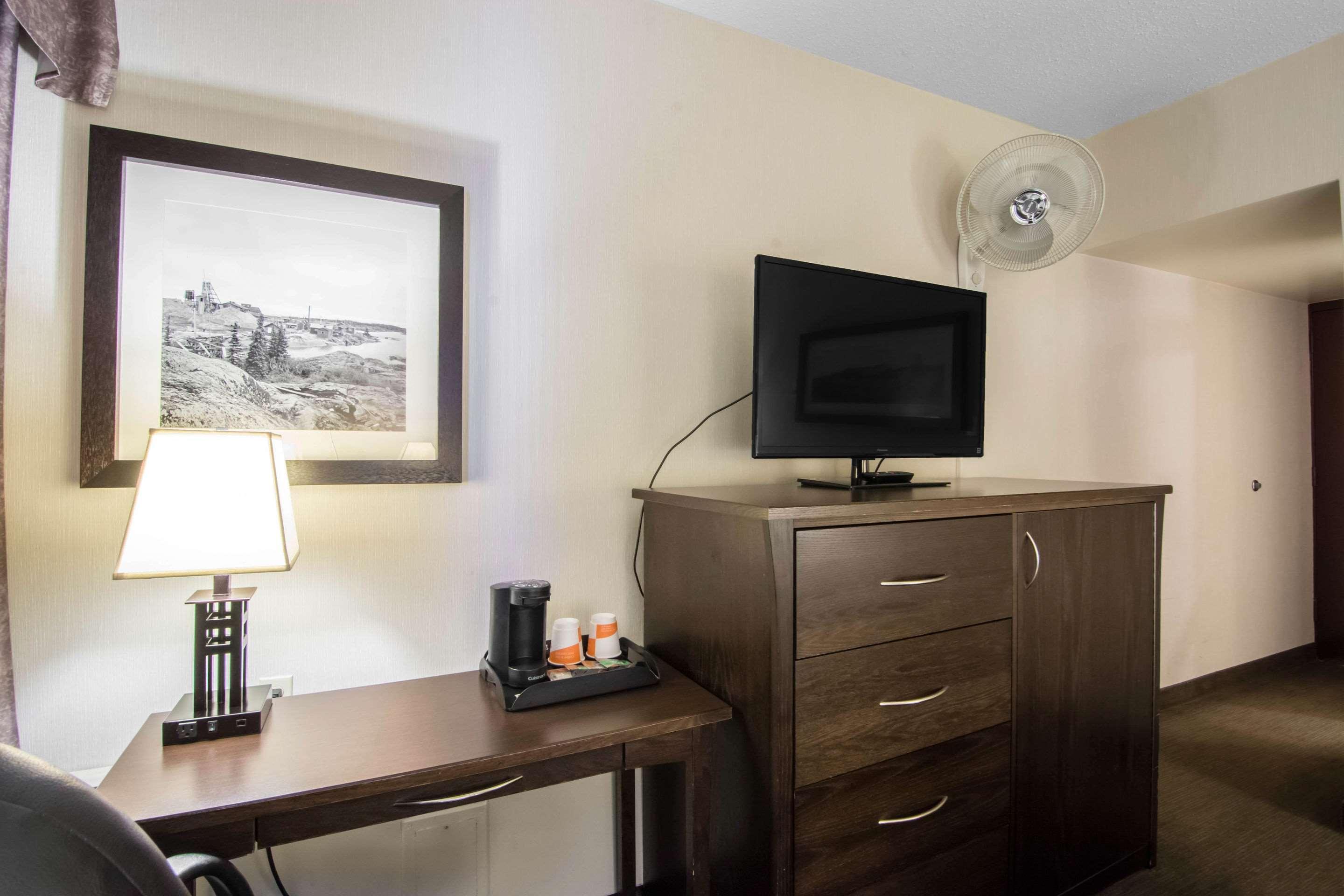 Quality Inn & Suites Yellowknife Exteriér fotografie