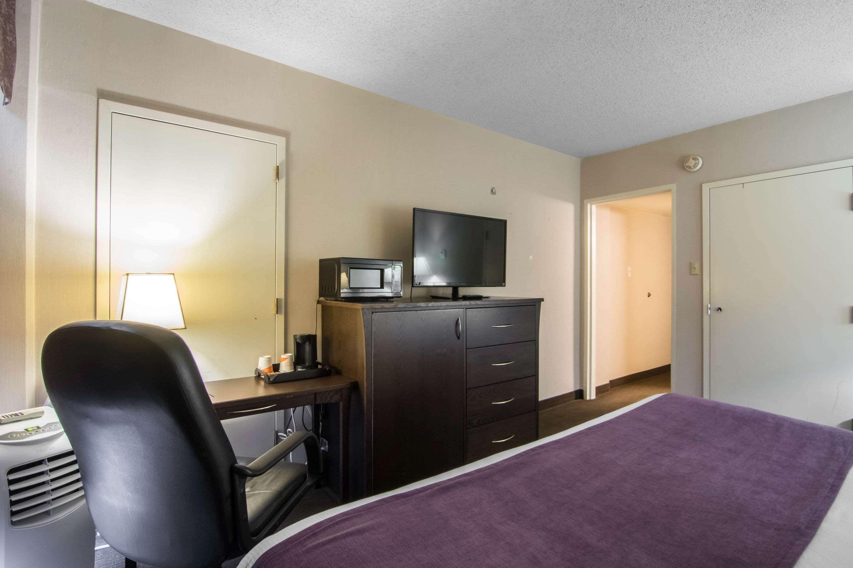 Quality Inn & Suites Yellowknife Exteriér fotografie
