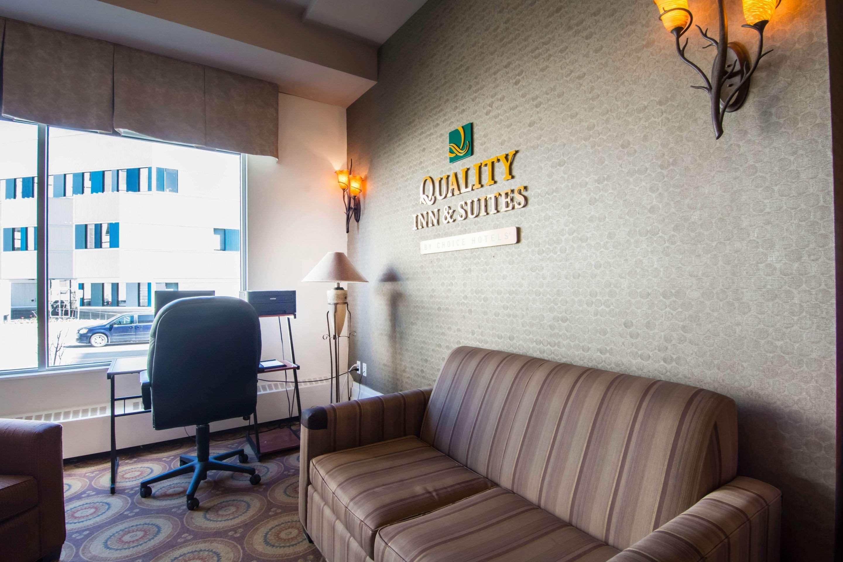 Quality Inn & Suites Yellowknife Exteriér fotografie