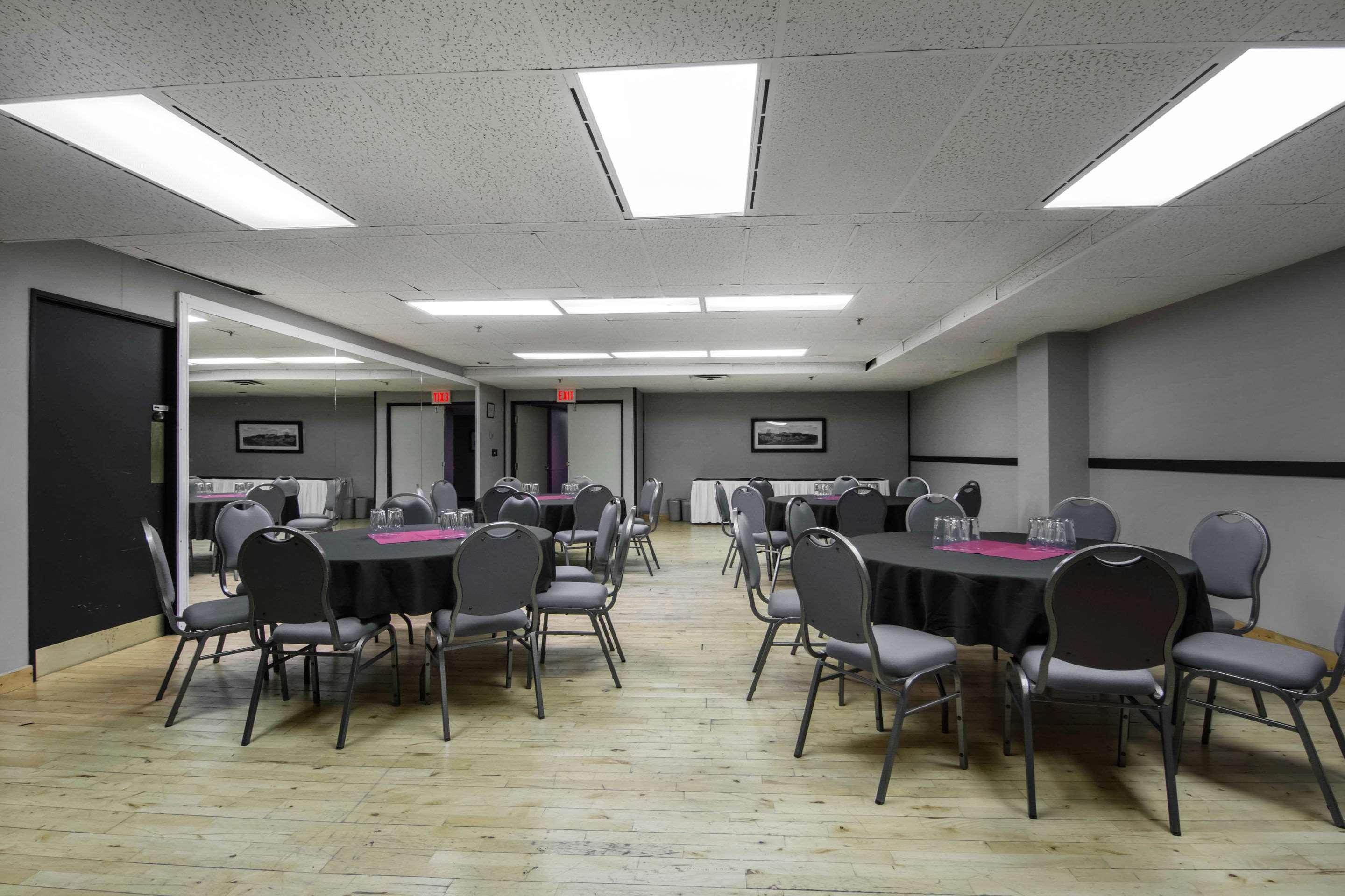 Quality Inn & Suites Yellowknife Exteriér fotografie
