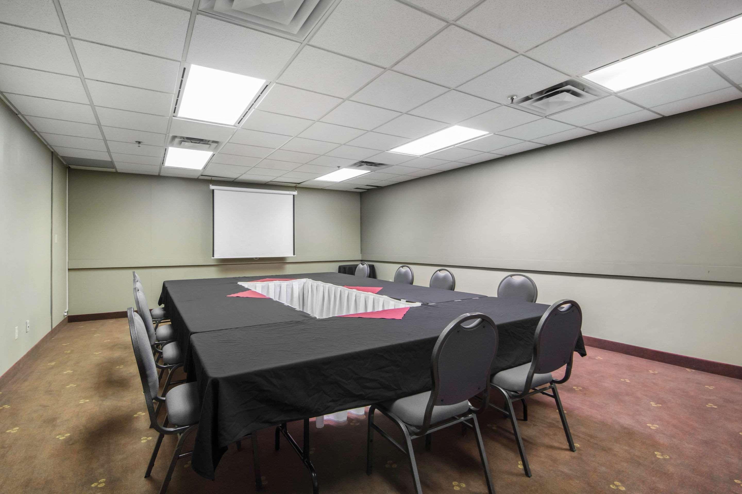 Quality Inn & Suites Yellowknife Exteriér fotografie